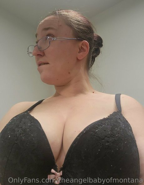Nagie wyciekłe zdjęcie OnlyFans od Theangelbabyofmontana