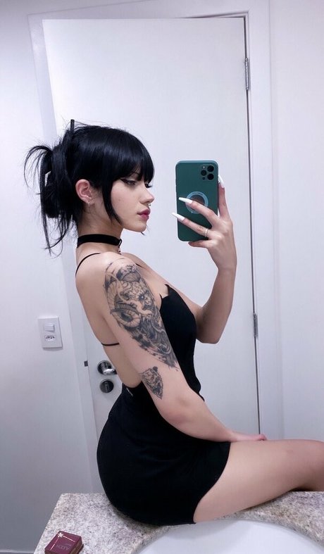 Nagie wyciekłe zdjęcie OnlyFans od Milkyroth