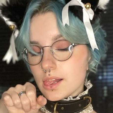 Nagie wyciekłe zdjęcie OnlyFans od Lyracr0w0