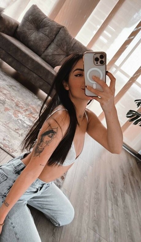 Nagie wyciekłe zdjęcie OnlyFans od Annie Dreams