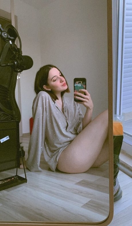 Nagie wyciekłe zdjęcie OnlyFans od Summermur