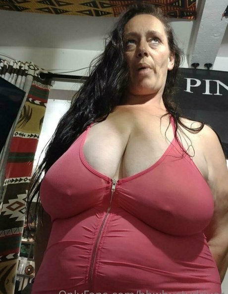 Nagie wyciekłe zdjęcie OnlyFans od Bbwbustydriver