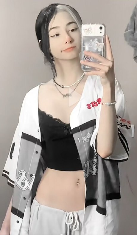Nagie wyciekłe zdjęcie OnlyFans od Ana Langdon