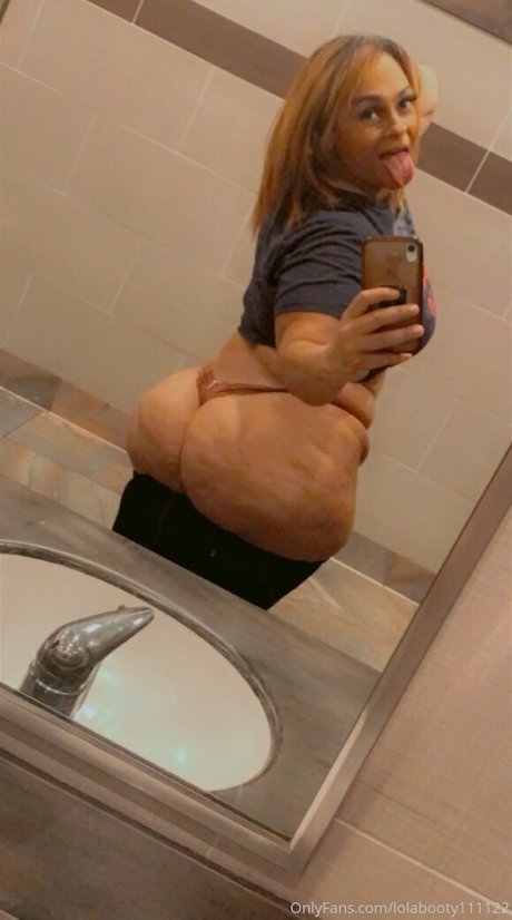 Nagie wyciekłe zdjęcie OnlyFans od Lolabooty111122