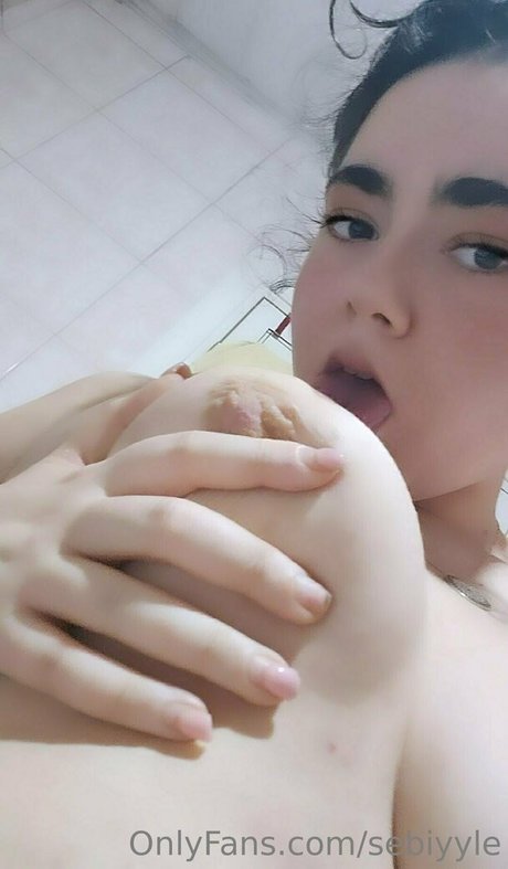 Nagie wyciekłe zdjęcie OnlyFans od Sebiyyle