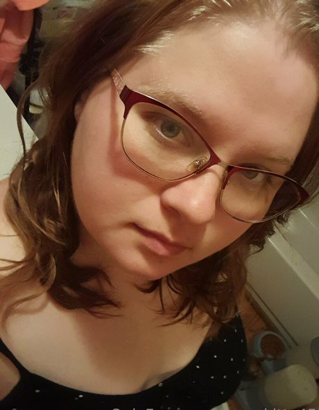 Nagie wyciekłe zdjęcie OnlyFans od Krazykitty45