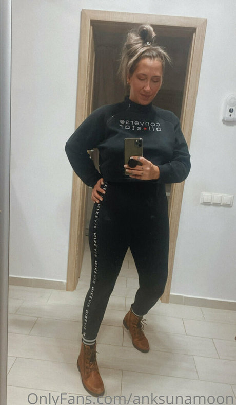 Nagie wyciekłe zdjęcie OnlyFans od Anksunamoon