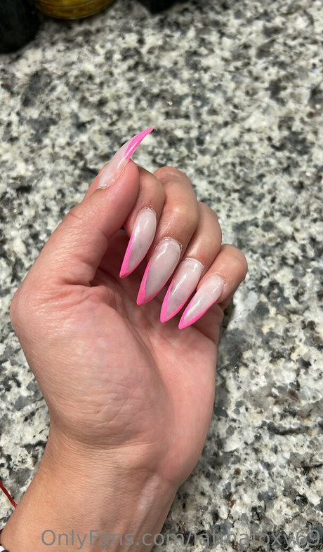 Latinafoxy69