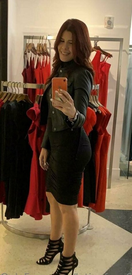 Latinafoxy69