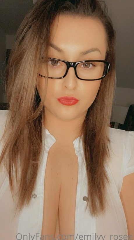 Nagie wyciekłe zdjęcie OnlyFans od Emilyyrosee