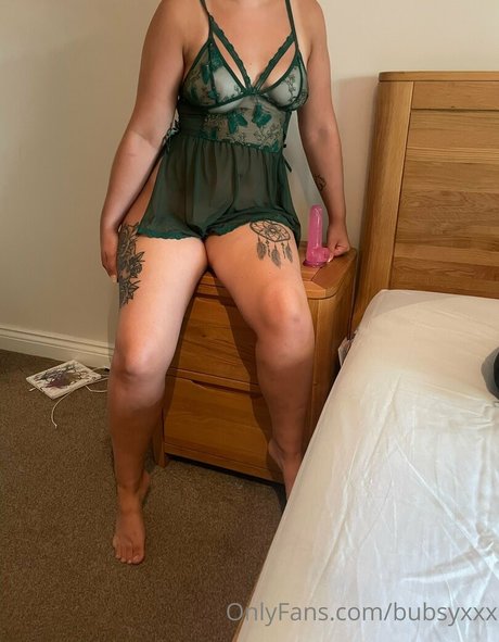 Nagie wyciekłe zdjęcie OnlyFans od Bubsyxxx