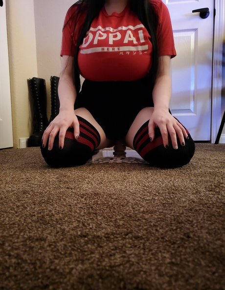 Nagie wyciekłe zdjęcie OnlyFans od Esskayuwu