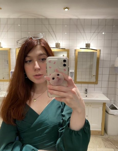 Nagie wyciekłe zdjęcie OnlyFans od Putinloxebany