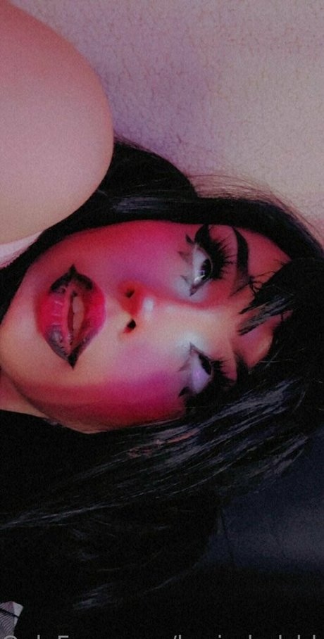 Nagie wyciekłe zdjęcie OnlyFans od Braindedbby