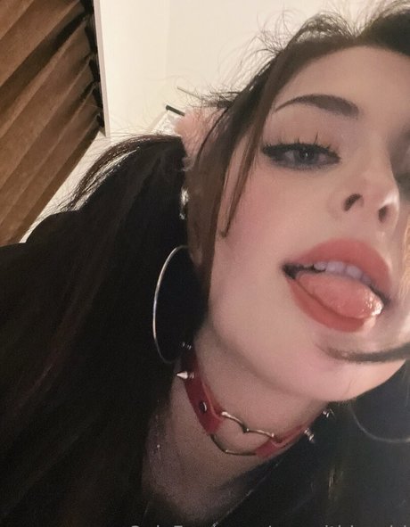 Yosadthiccgirl
