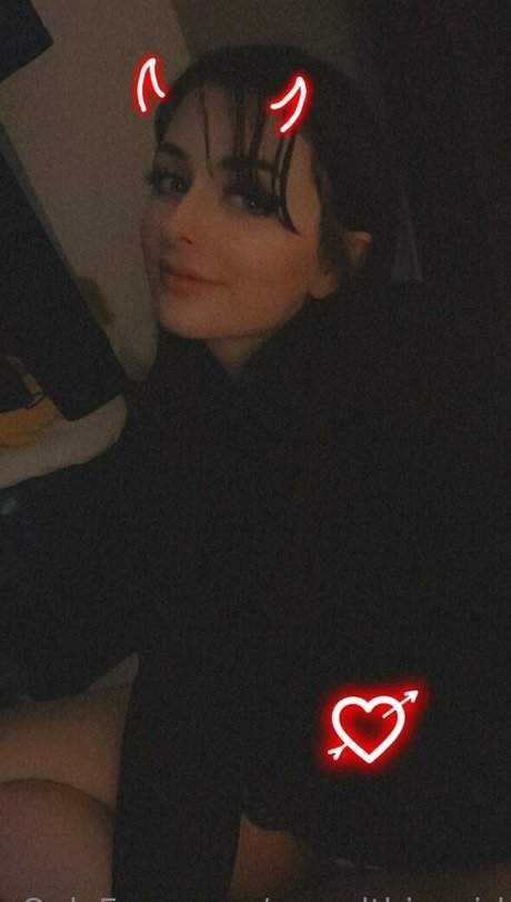 Nagie wyciekłe zdjęcie OnlyFans od Yosadthiccgirl