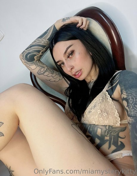 Nagie wyciekłe zdjęcie OnlyFans od Badkittymia