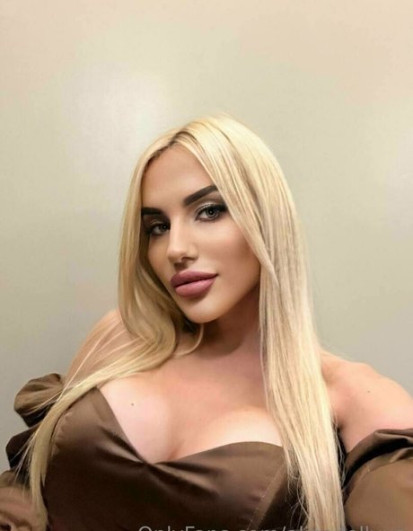 Nagie wyciekłe zdjęcie OnlyFans od Alicedollyua