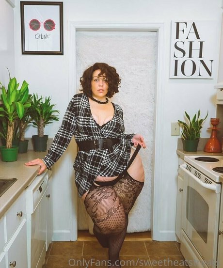 Nagie wyciekłe zdjęcie OnlyFans od Sweetheatstreats