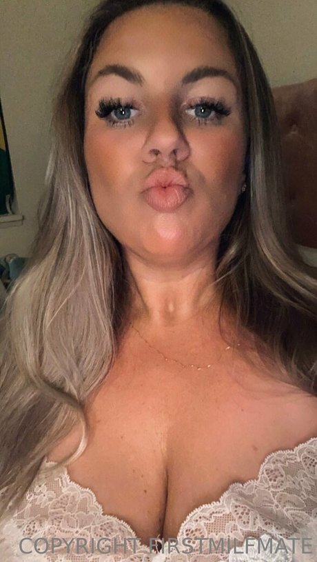 Firstmilfmate