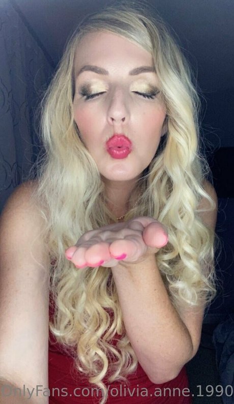 Nagie wyciekłe zdjęcie OnlyFans od Olivia Anne 1990