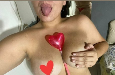 Nagie wyciekłe zdjęcie OnlyFans od Milisweetbaby