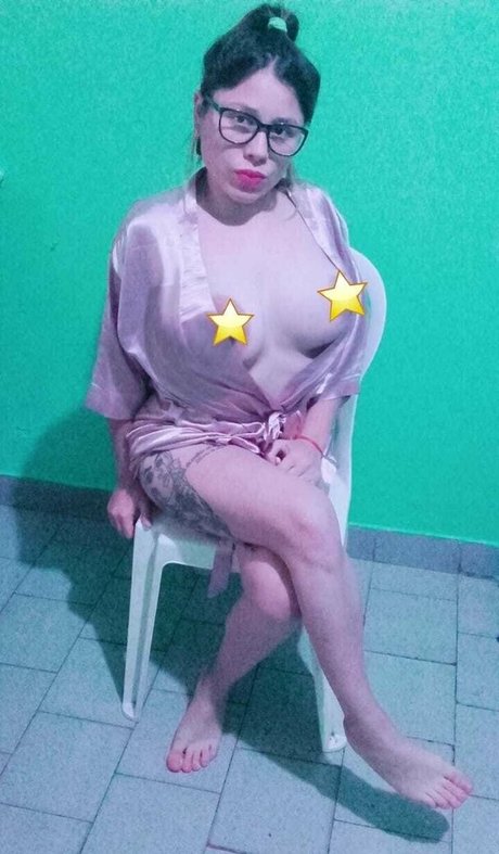 Nagie wyciekłe zdjęcie OnlyFans od Lunaestrella10
