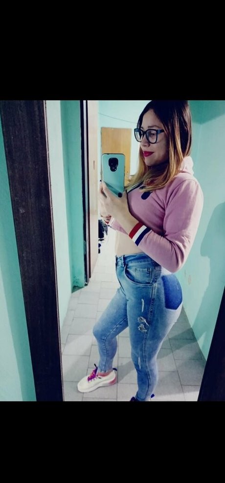 Nagie wyciekłe zdjęcie OnlyFans od Lunaestrella10