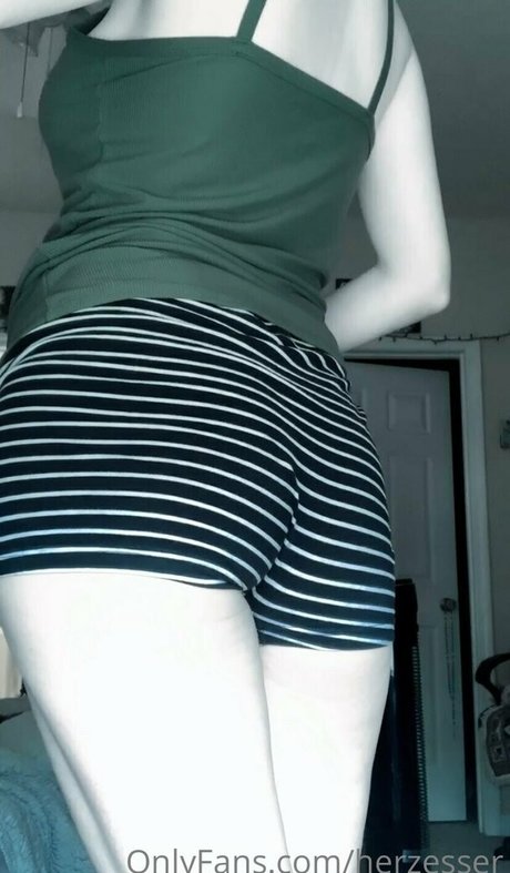 Nagie wyciekłe zdjęcie OnlyFans od Herzesser