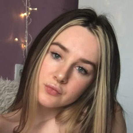 Nagie wyciekłe zdjęcie OnlyFans od Emily Bailey