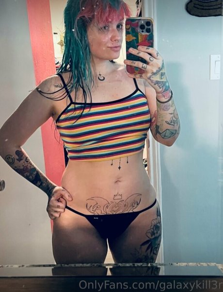 Nagie wyciekłe zdjęcie OnlyFans od Happilyeverawful