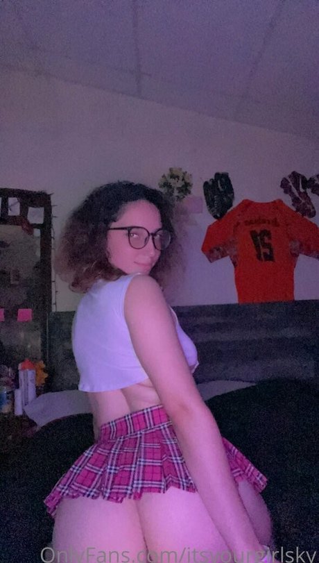 Itsyagirlsky