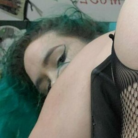 Nagie wyciekłe zdjęcie OnlyFans od Bluewutfree