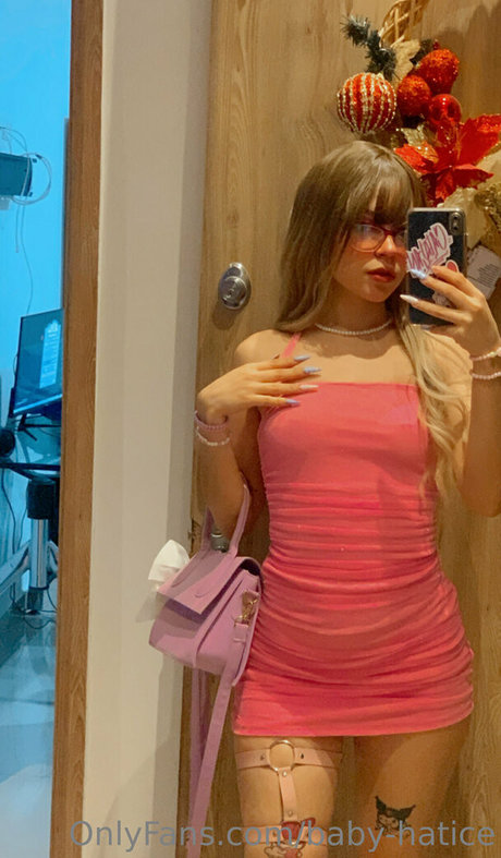 Nagie wyciekłe zdjęcie OnlyFans od Babyhatice