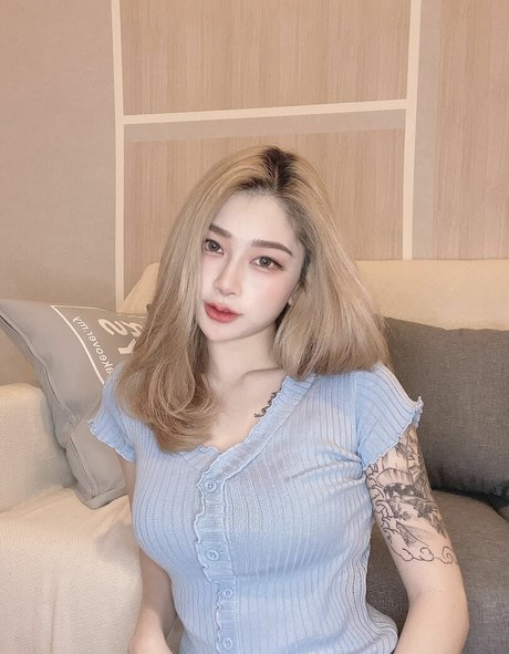 Nagie wyciekłe zdjęcie OnlyFans od Ellenaling33