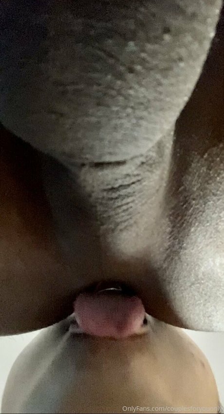 Nagie wyciekłe zdjęcie OnlyFans od Couplesforyouonly