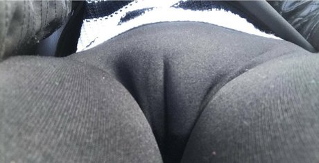 Nagie wyciekłe zdjęcie OnlyFans od Couplesforyouonly