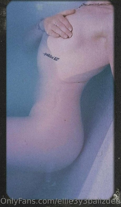 Nagie wyciekłe zdjęcie OnlyFans od Ellie3y3ballzdeep