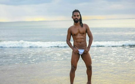 Nagie wyciekłe zdjęcie OnlyFans od Garihalefree