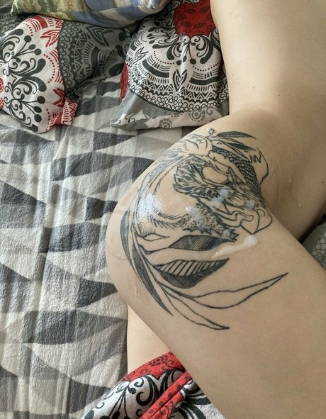 Nagie wyciekłe zdjęcie OnlyFans od Naughtytattoocouple