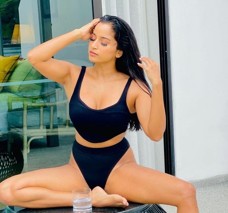 Nagie wyciekłe zdjęcie OnlyFans od Pooja Bhalekar