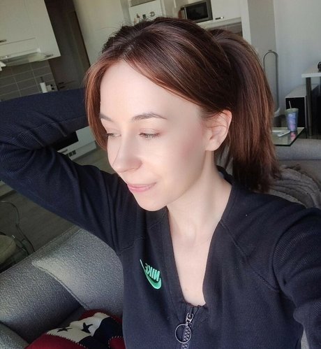 Nagie wyciekłe zdjęcie OnlyFans od Actuallyalisa