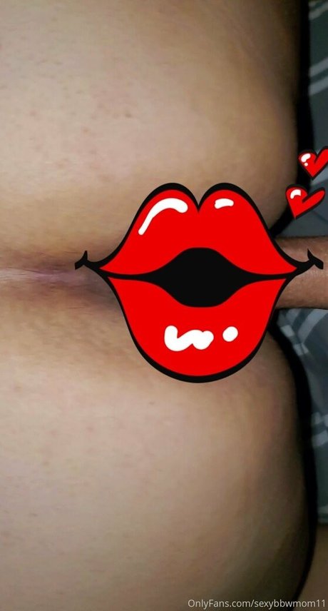 Nagie wyciekłe zdjęcie OnlyFans od Sexybbwmom11
