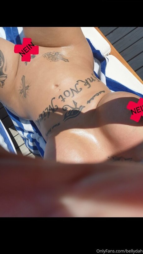 Nagie wyciekłe zdjęcie OnlyFans od Bellydah