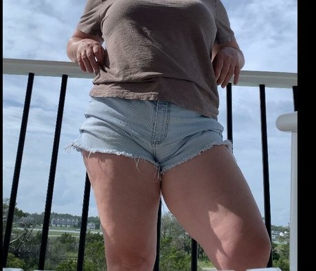 Theejanessa