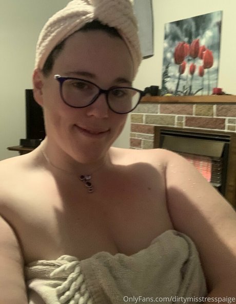 Nagie wyciekłe zdjęcie OnlyFans od Dirtymisstresspaige