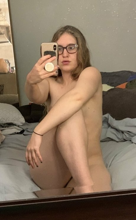 Nagie wyciekłe zdjęcie OnlyFans od Reddhotqueen