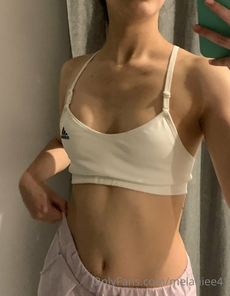 Nagie wyciekłe zdjęcie OnlyFans od Melaniee41