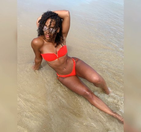 Nagie wyciekłe zdjęcie OnlyFans od Bodiedbyliz
