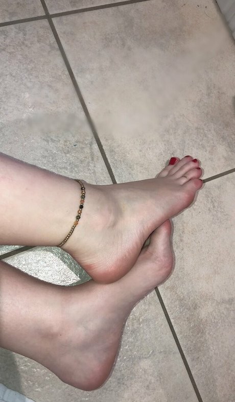 Justmeandmyfeet